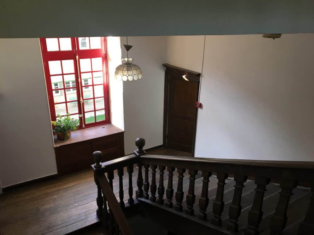 Christian retreat France non-denominational Church of Christ